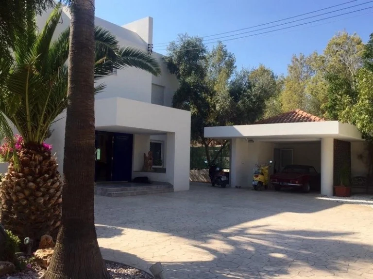 5 Bedroom House for Sale in Armenochori, Limassol District