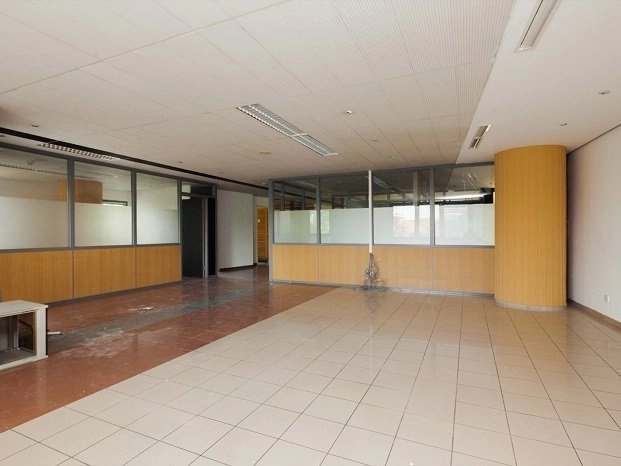 872m² Office for Sale in Nicosia District