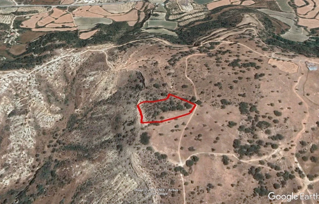 7,657m² Plot for Sale in Pissouri, Limassol District