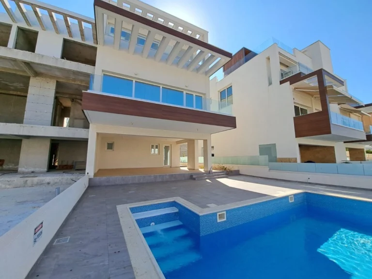 3 Bedroom House for Sale in Kissonerga, Paphos District