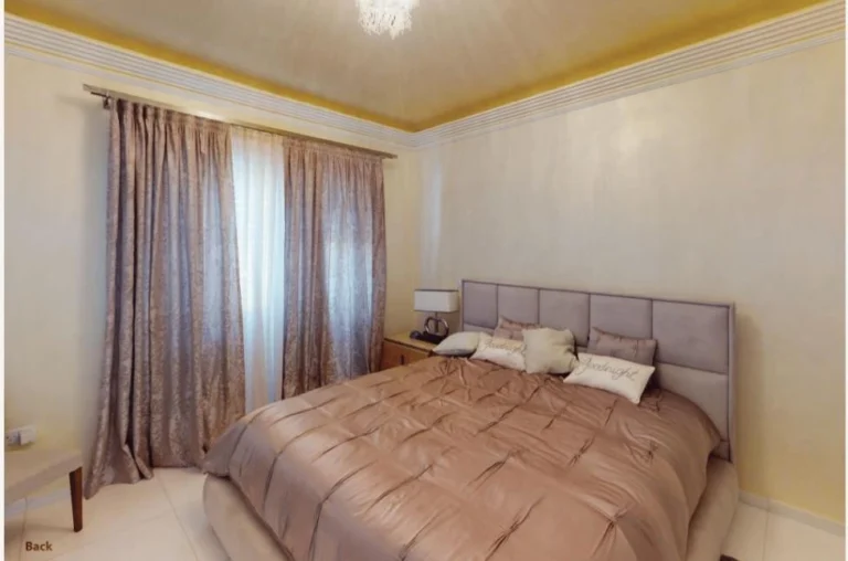6+ Bedroom House for Sale in Argaka, Paphos District