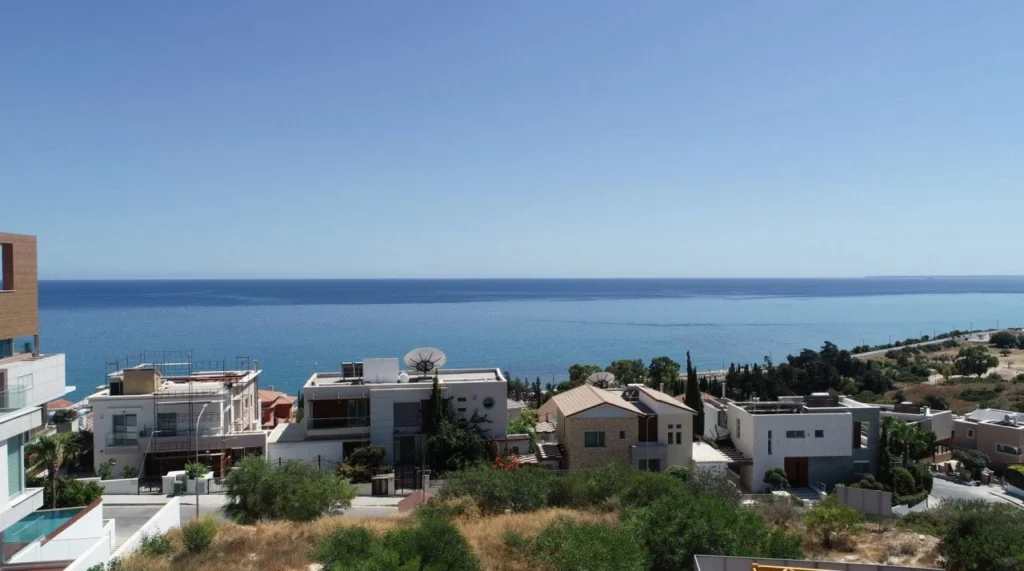 5 Bedroom House for Sale in Amathounta, Limassol District