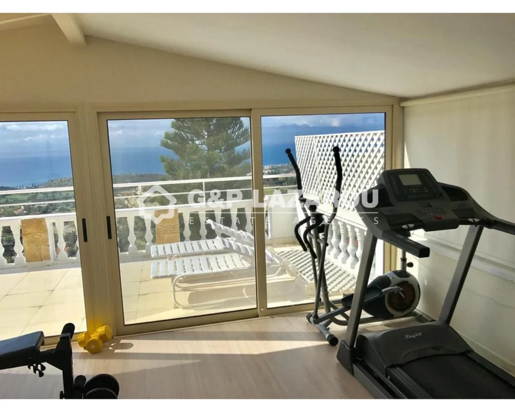6+ Bedroom House for Sale in Agios Tychonas, Limassol District