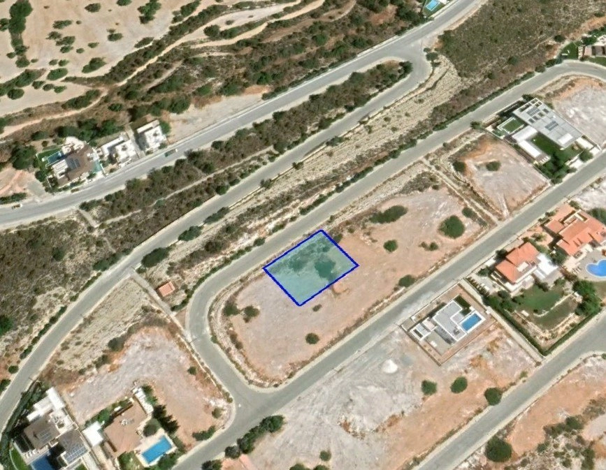 799m² Plot for Sale in Limassol District