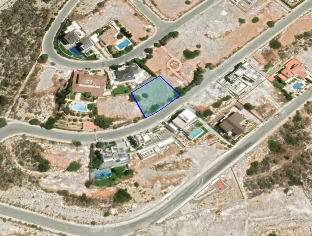 817m² Plot for Sale in Limassol District