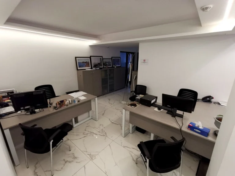 1114m² Office for Sale in Limassol District