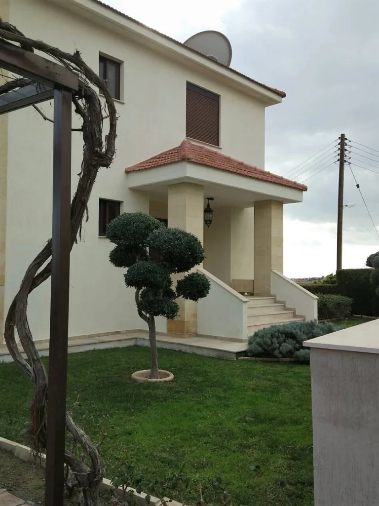 5 Bedroom House for Sale in Limassol District