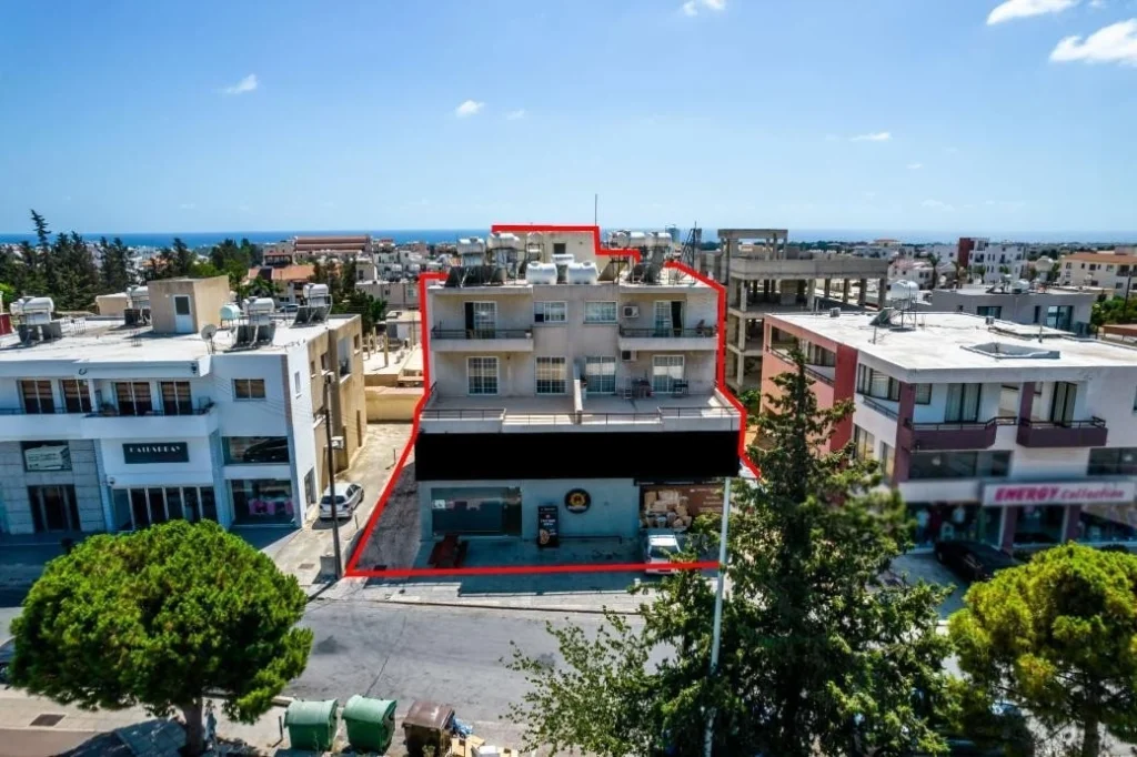 660m² Building for Sale in Geroskipou, Paphos District