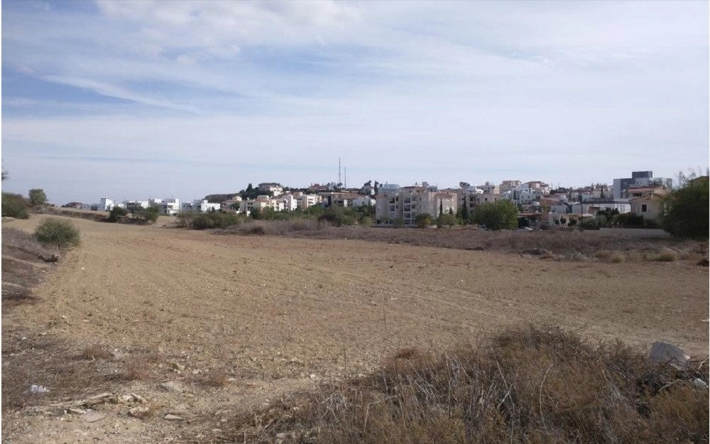 9,655m² Plot for Sale in Nicosia District