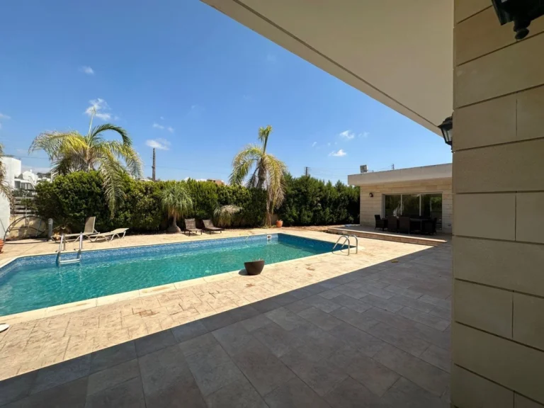 4 Bedroom House for Sale in Geroskipou, Paphos District