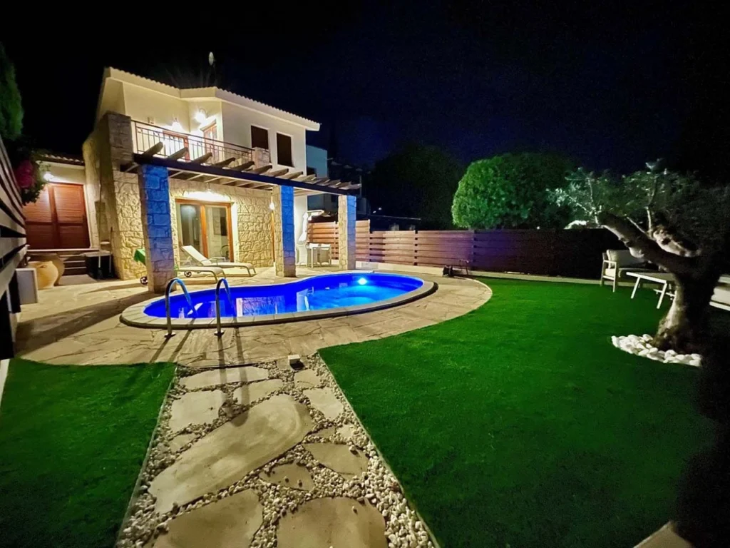 2 Bedroom House for Sale in Aphrodite Hills, Paphos District