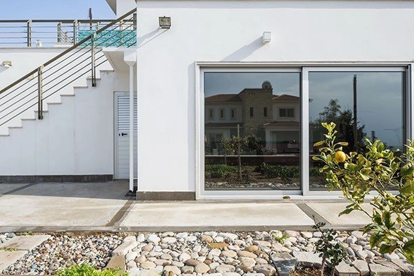 6+ Bedroom House for Sale in Mesa Chorio, Paphos District