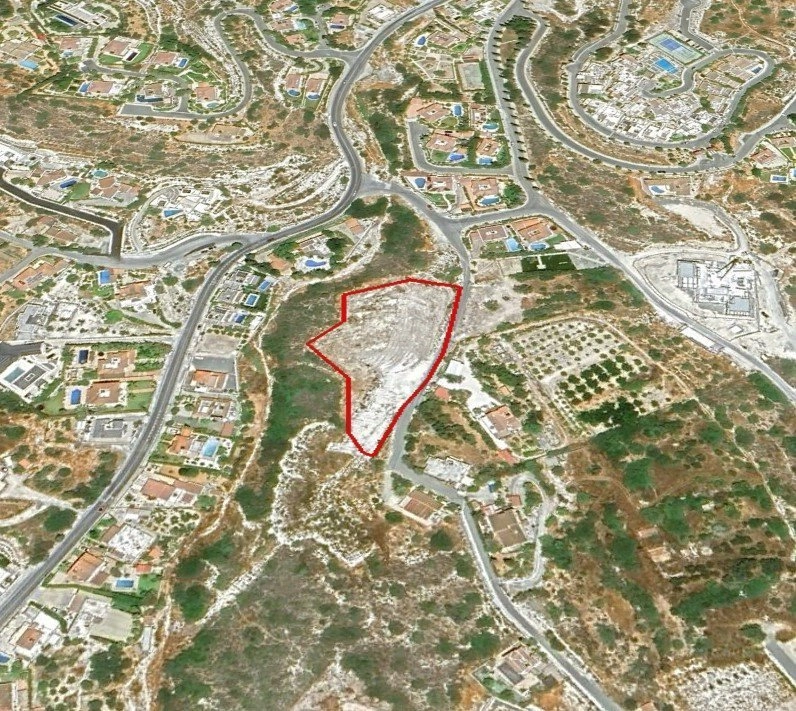 5,790m² Plot for Sale in Agios Tychonas, Limassol District