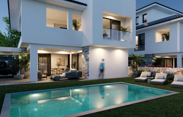 5 Bedroom House for Sale in Oroklini, Larnaca District