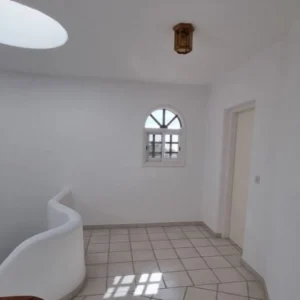 5 Bedroom House for Sale in Kamares, Paphos District