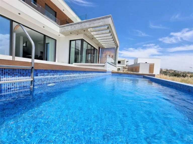 4 Bedroom House for Sale in Agios Tychonas, Limassol District