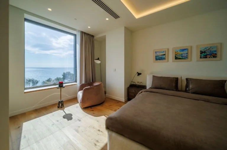 4 Bedroom Apartment for Sale in Limassol District