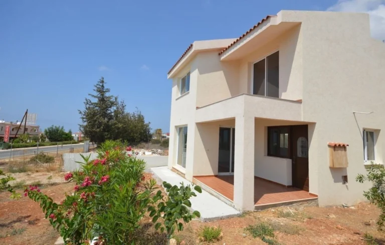 3 Bedroom House for Sale in Coral Bay, Paphos District