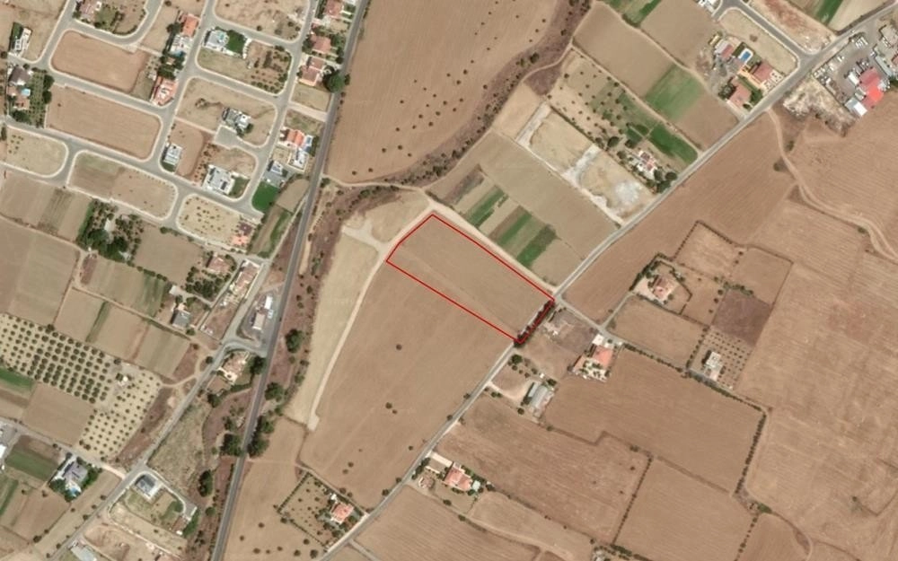 10,530m² Plot for Sale in Kato Deftera, Nicosia District