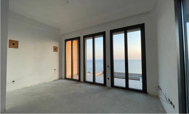5 Bedroom House for Sale in Amathounta, Limassol District