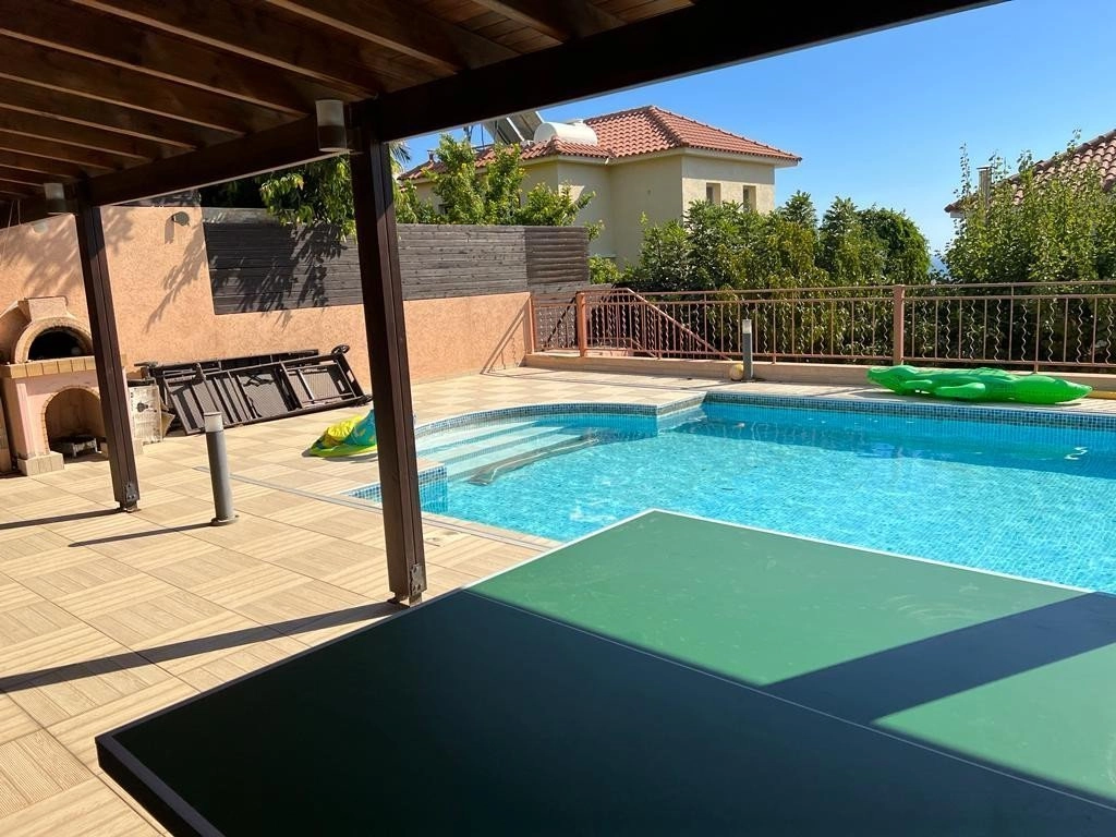 5 Bedroom House for Sale in Paniotis, Limassol District