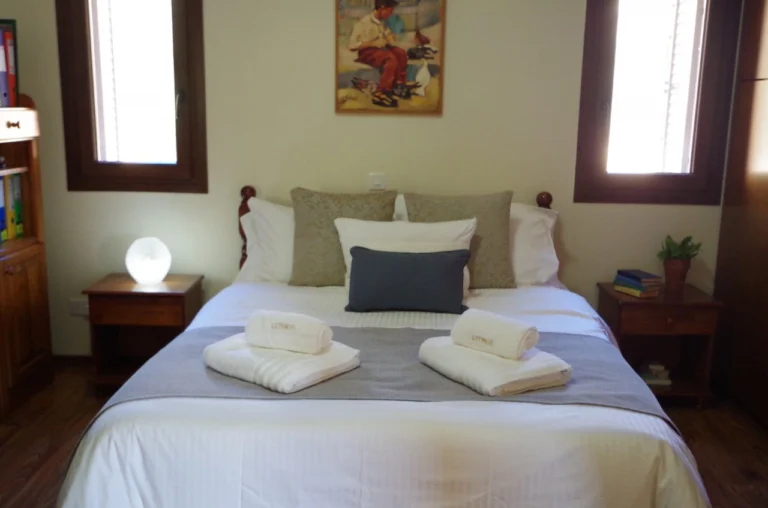 5 Bedroom House for Sale in Episkopi Lemesou, Paphos District