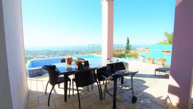 5 Bedroom House for Sale in Pegeia, Paphos District