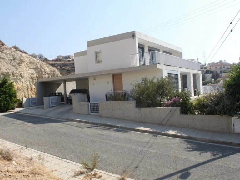 4 Bedroom House for Sale in Limassol – Agia Fyla