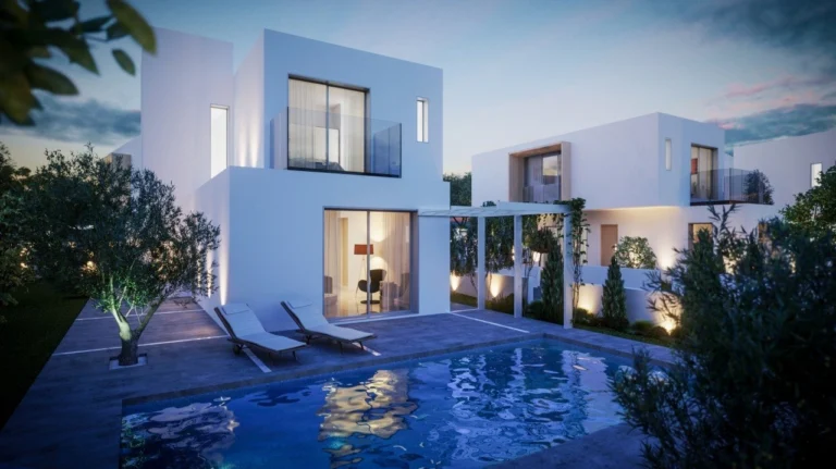 4 Bedroom House for Sale in Chlorakas, Paphos District