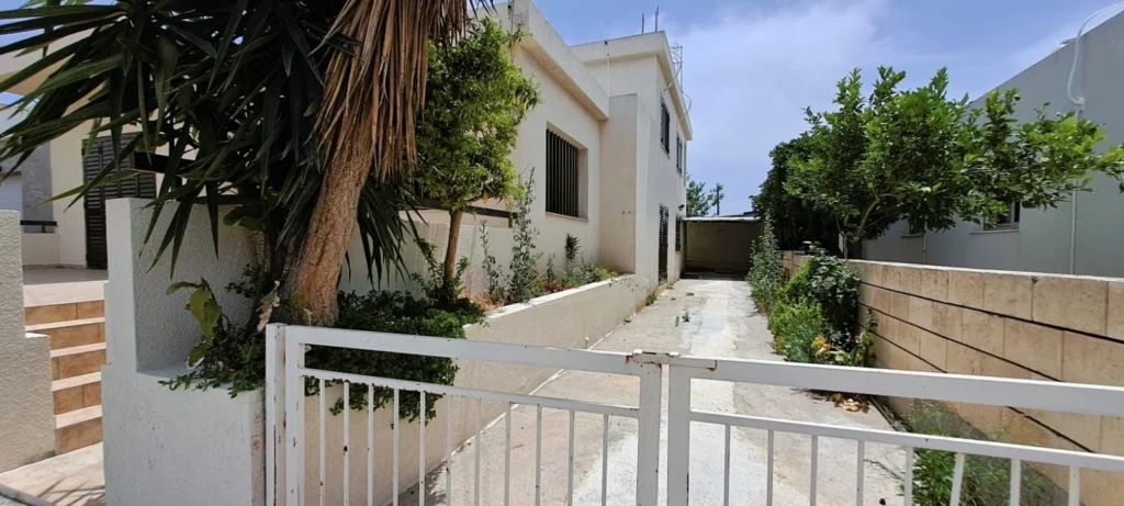 3 Bedroom House for Rent in Kato Polemidia, Limassol District