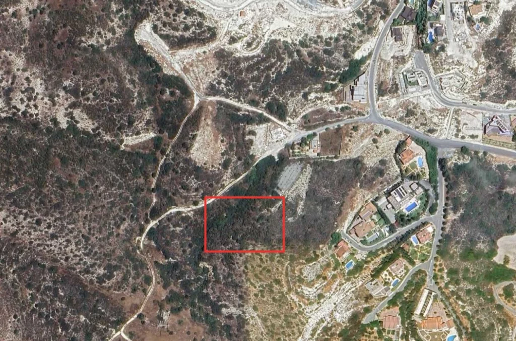 1,858m² Plot for Sale in Agios Tychonas, Limassol District