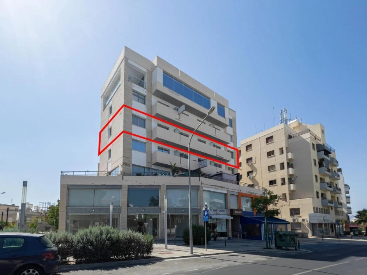 184m² Office for Sale in Nicosia District
