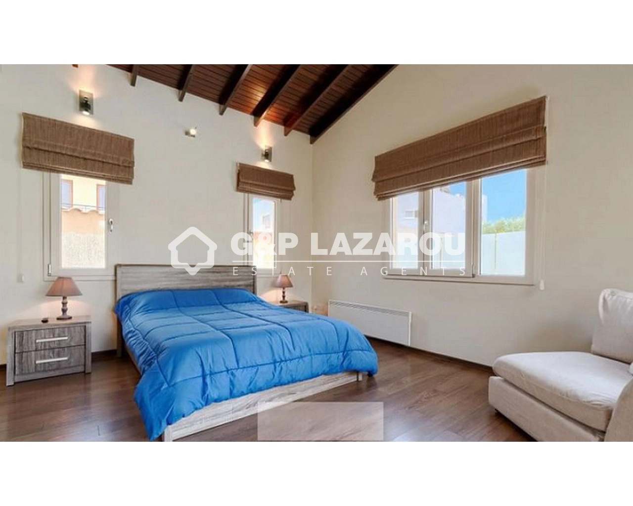 6+ Bedroom House for Sale in Paphos – Universal