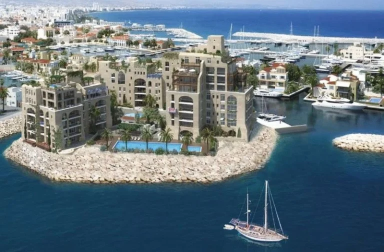 4 Bedroom Apartment for Sale in Limassol – Marina