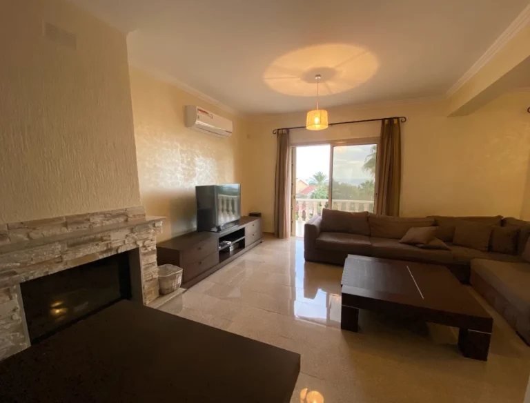 4 Bedroom House for Sale in Pyrgos Lemesou, Limassol District