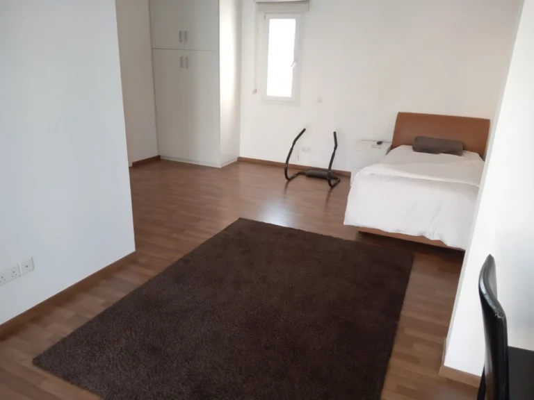 5 Bedroom House for Sale in Limassol – AgiaTriada