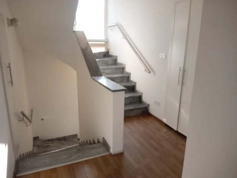 5 Bedroom House for Sale in Limassol – AgiaTriada