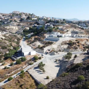 2,700m² Plot for Sale in Agios Tychonas, Limassol District