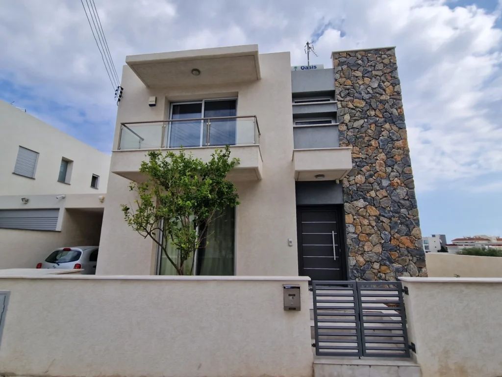 5 Bedroom House for Rent in Limassol – Panthea