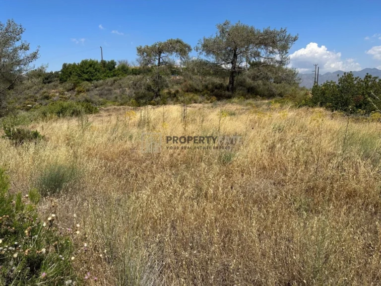 5,352m² Plot for Sale in Kellaki, Limassol District