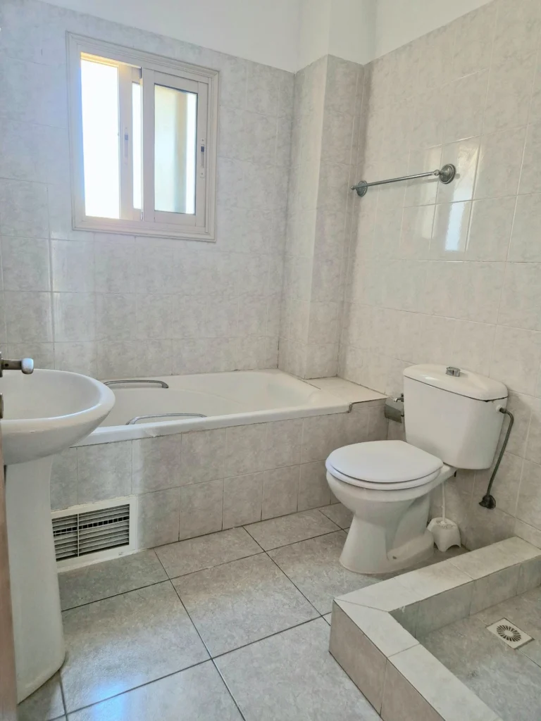 3 Bedroom Apartment for Rent in Geroskipou, Paphos District