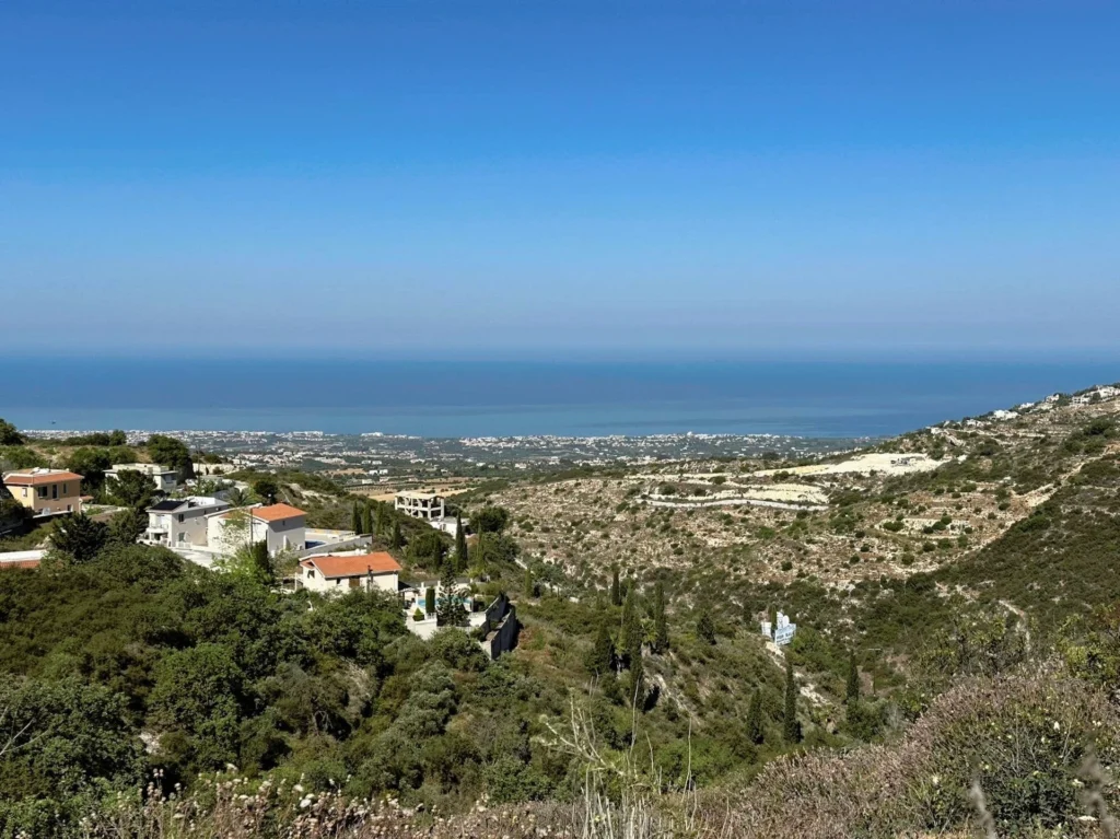 6,412m² Plot for Sale in Tsada, Paphos District