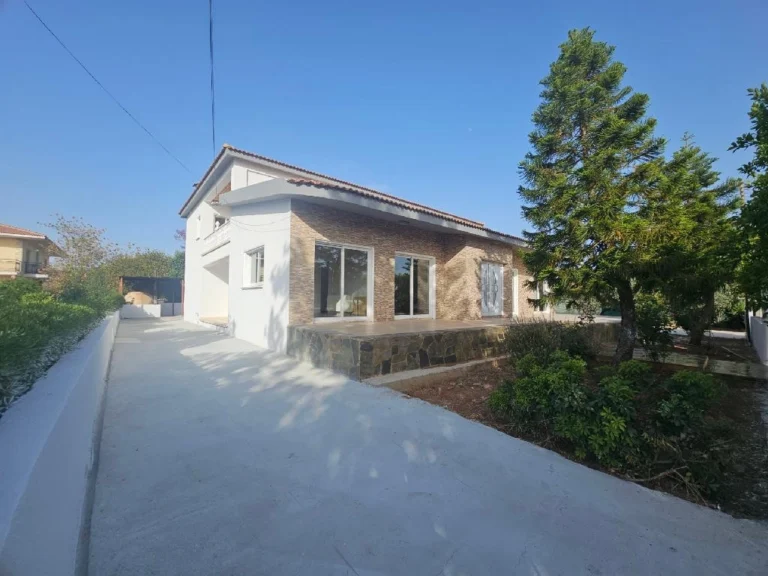 Cheap Houses and Villas for Sale Nicosia up to 500000 euro