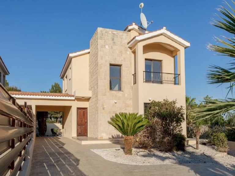 Cheap Houses and Villas for Sale Paphos up to 400000 euro