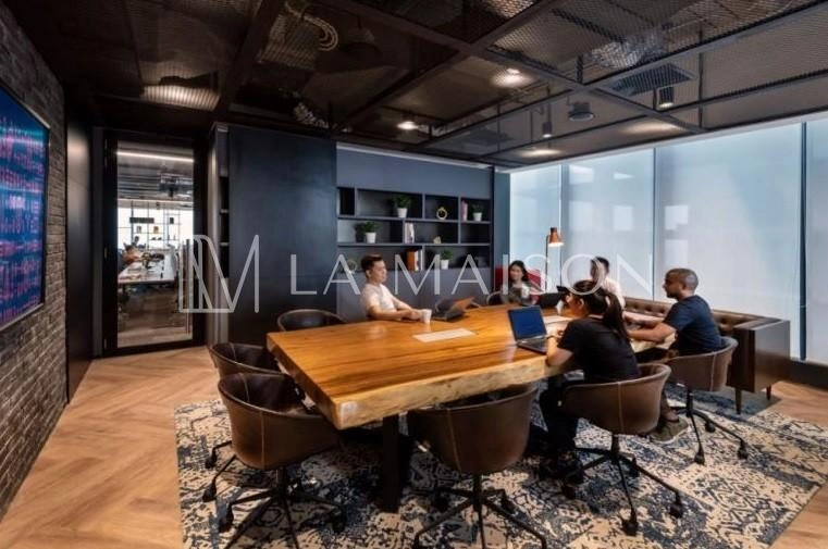 1732m² Building for Sale in Engomi, Nicosia District