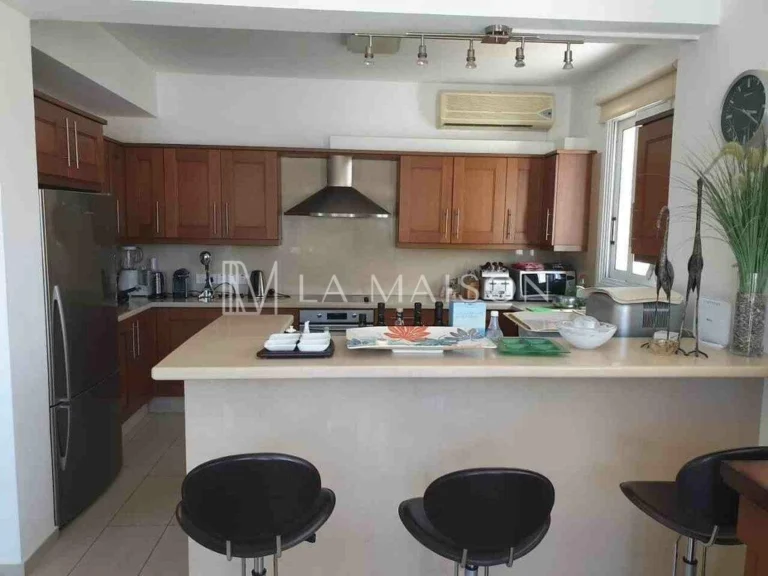 5 Bedroom Apartment for Sale in Limassol District