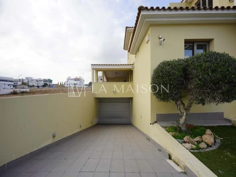 322m² House for Sale in Strovolos, Nicosia District