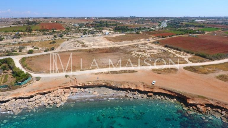 9,996m² Plot for Sale in Larnaca District