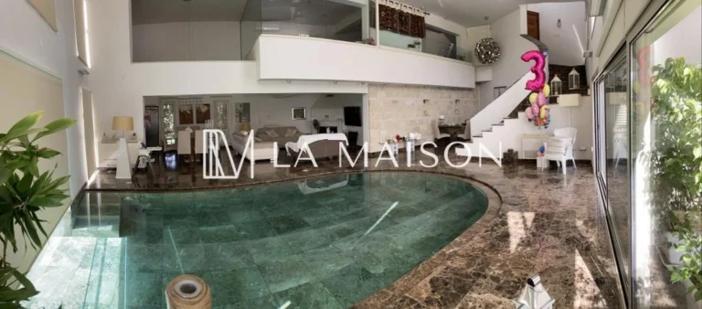 5 Bedroom House for Sale in Engomi, Nicosia District