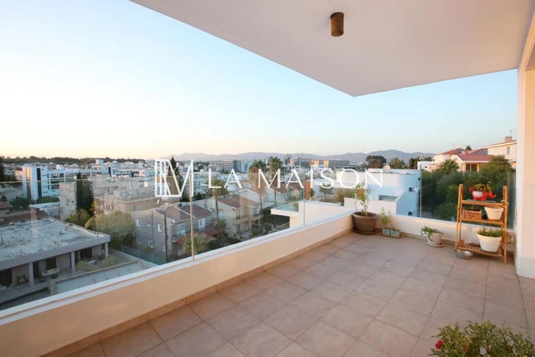 4 Bedroom Apartment for Sale in Engomi, Nicosia District